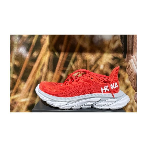 Hoka Clifton 10